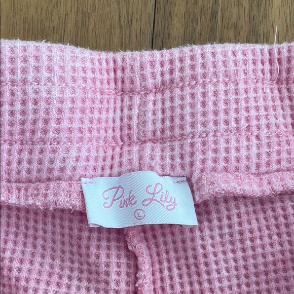 Pink Ribbed Shorts - Picture 4 of 6